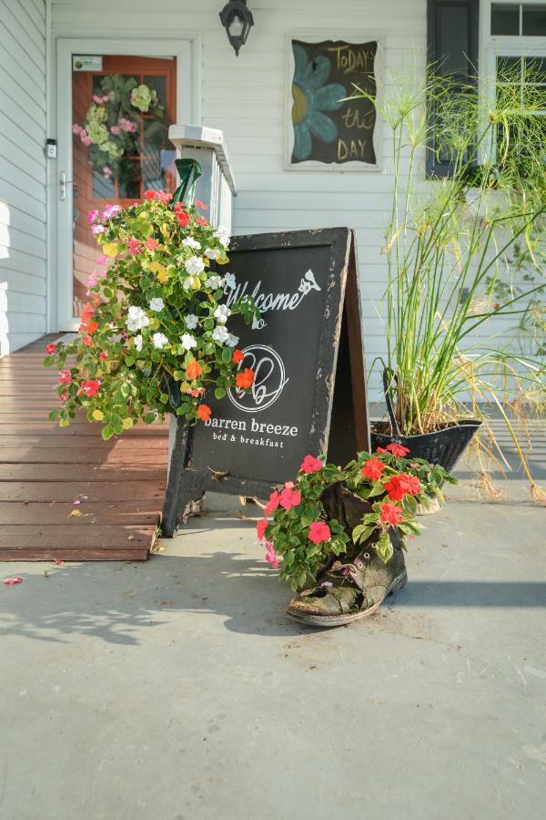 Barren Breeze Bed And Breakfast Lucas Extérieur photo